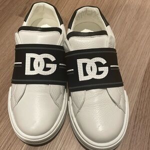 Dolce & Gabbana Kids Shoes - White and Black